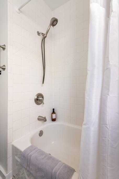 House With Great Beds, Full Kitchen, Fenced Yard Albuquerque Exterior foto