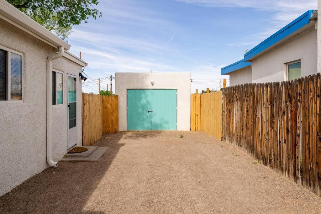 House With Great Beds, Full Kitchen, Fenced Yard Albuquerque Exterior foto